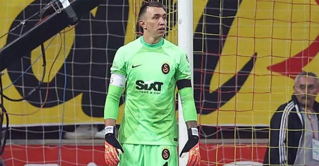 Galatasaray'da Muslera'nın yerine yeni aday İtalya'dan