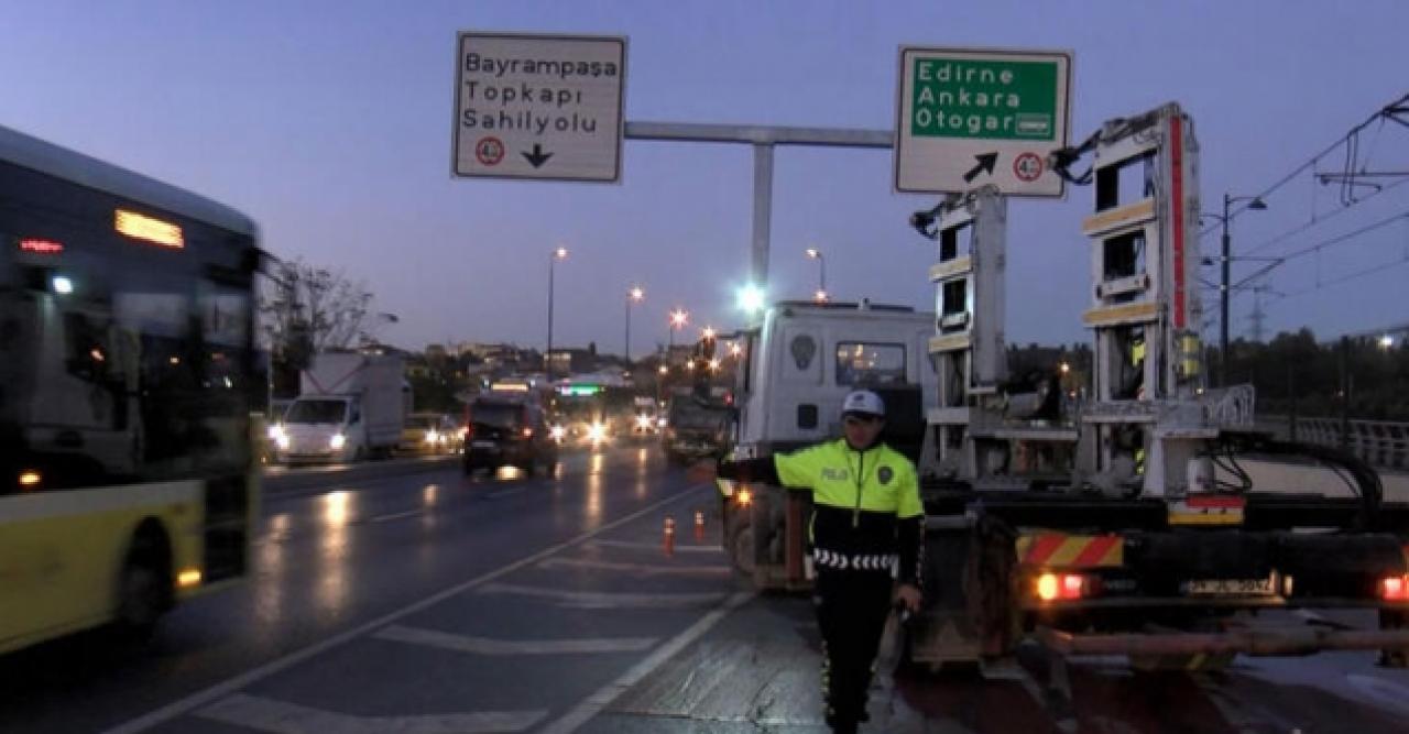 Vatan Caddesi 29 Ekim provaları için trafiğe kapatıldı