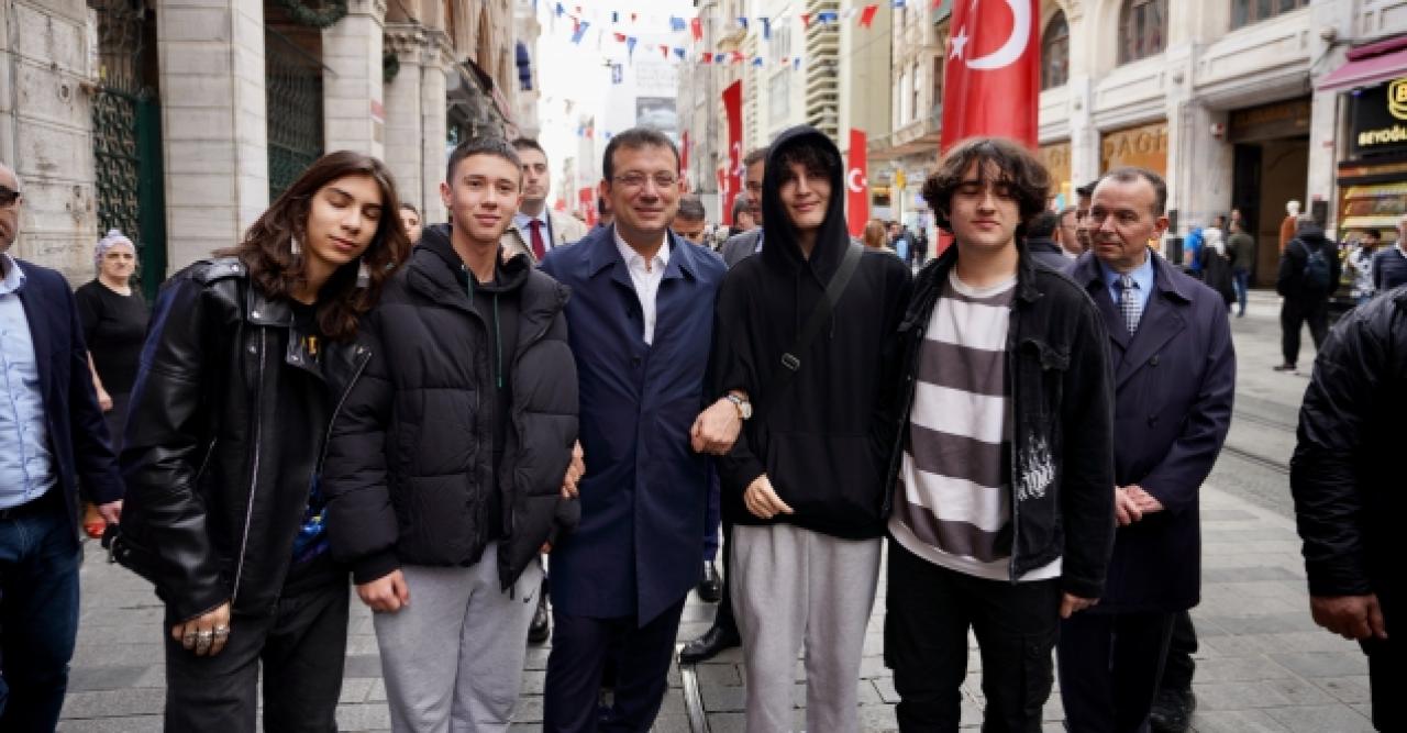 İstiklal'de moral turu