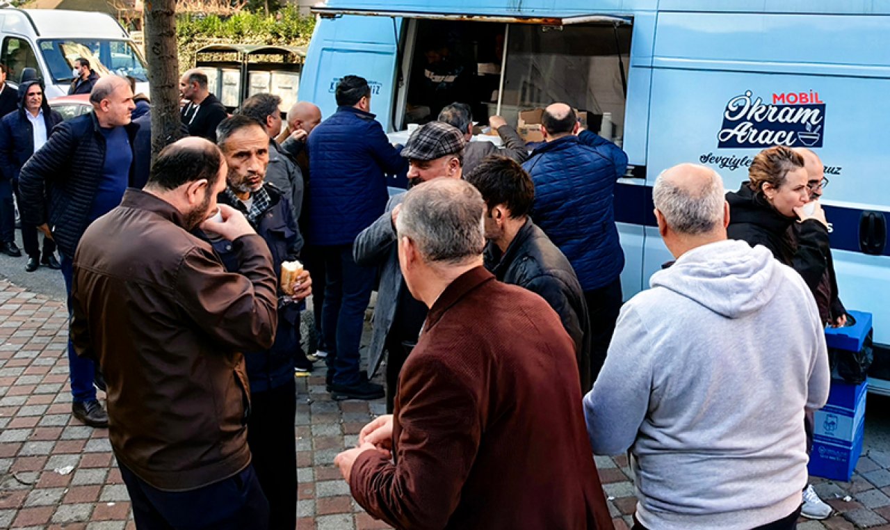 Esenyurt Belediyesi'nden EYT’lilere destek