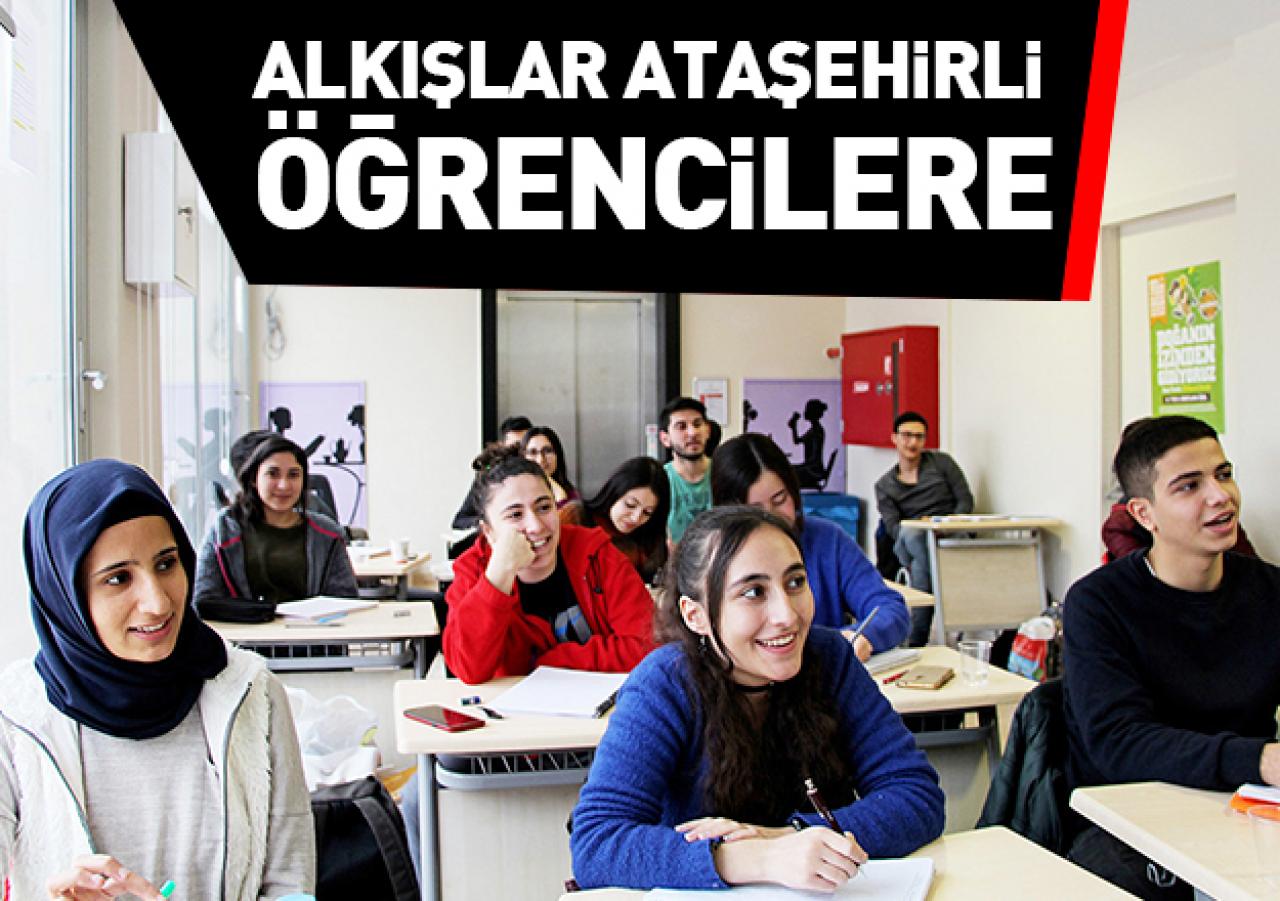 Alkışlar Ataşehirli öğrencilere