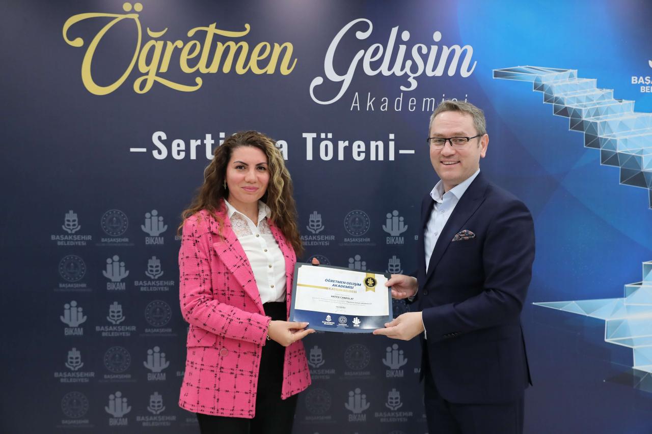 İnsanın kendini geliştirmesi güzel