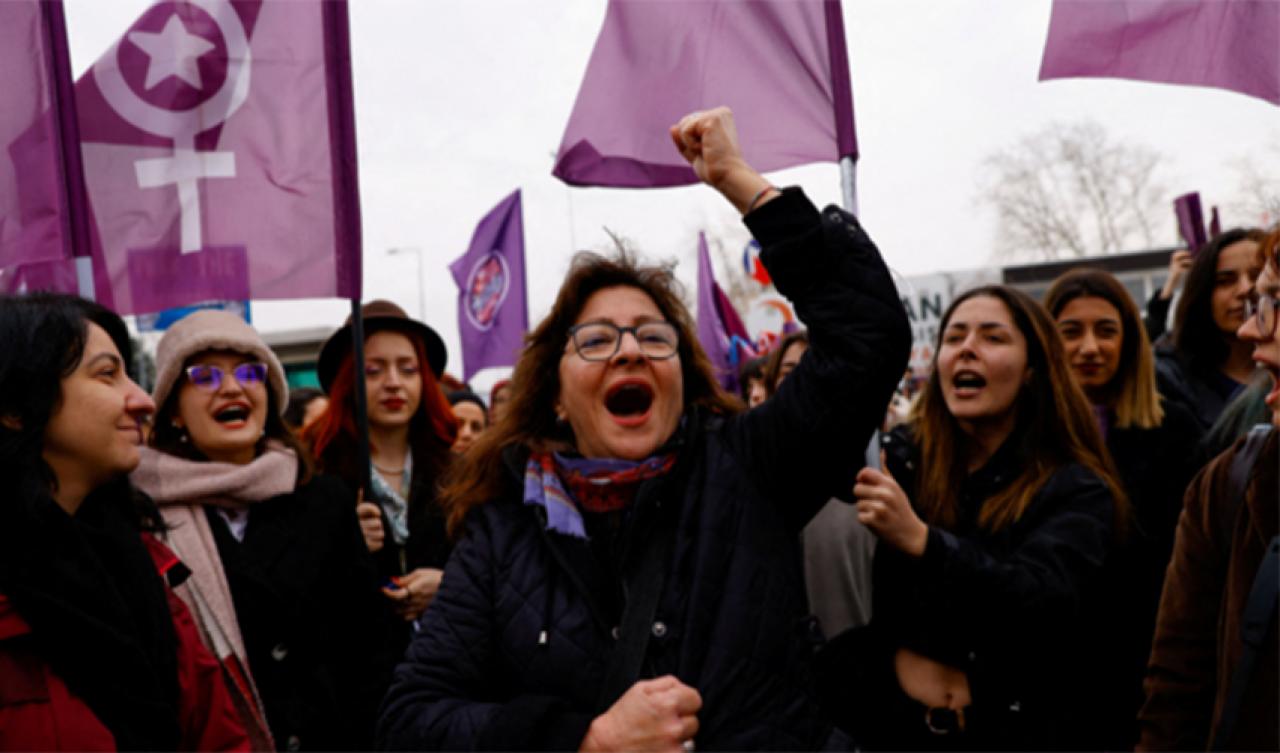 Dünya Kadınlar Günü hangi ülkede başladı?