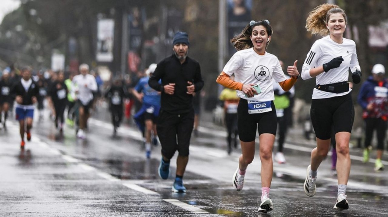 Winter Run İstanbul'a 3 bine yakın sporcu katıldı