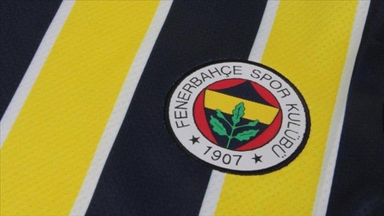 Fenerbahçe'den "Sezonun 26 haftalık özeti" paylaşımı