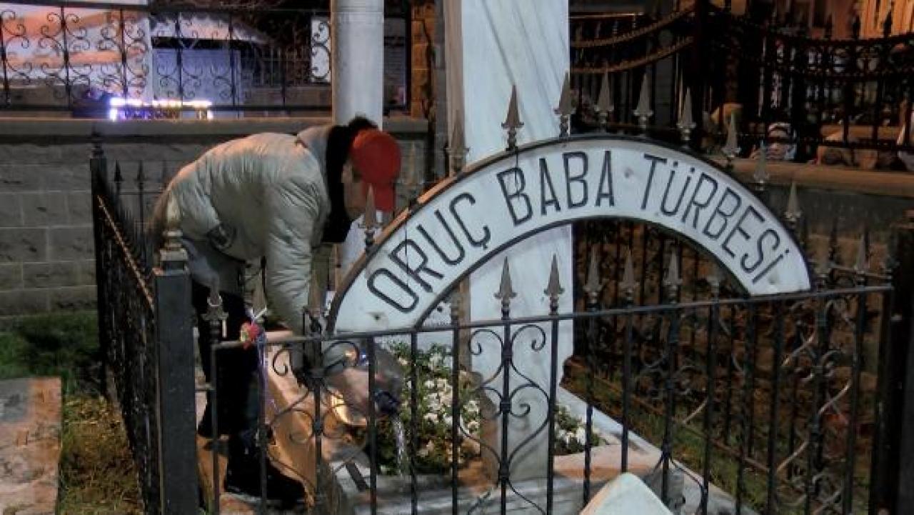 Ramazan ayının ilk gününde Oruç Baba Türbesi'nde yoğunluk yaşandı