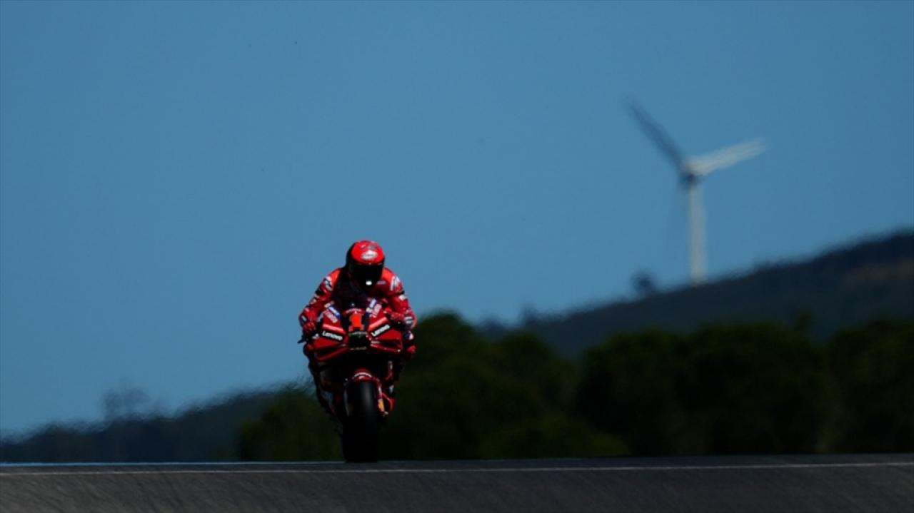 MotoGP'de sezonun ilk yarışını Francesco Bagnaia kazandı