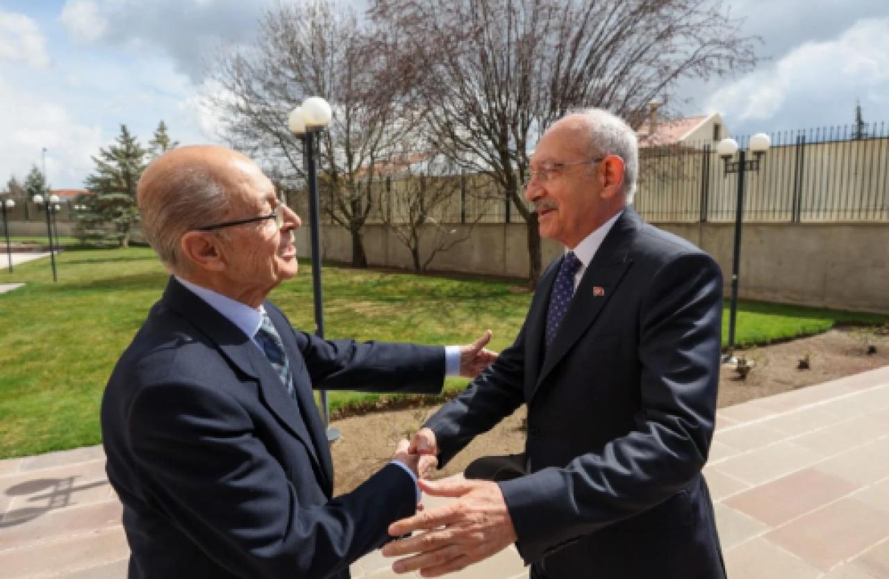 Ahmet Necdet Sezer'den Kemal Kılıçdaroğlu'na destek