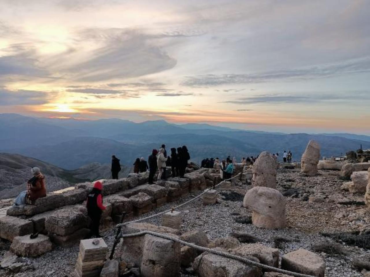 Nemrut Dağı'na ziyaretçi akını