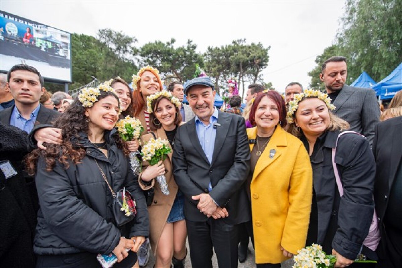 İzmir'de 6. Karaburun Nergis Festivali başladı