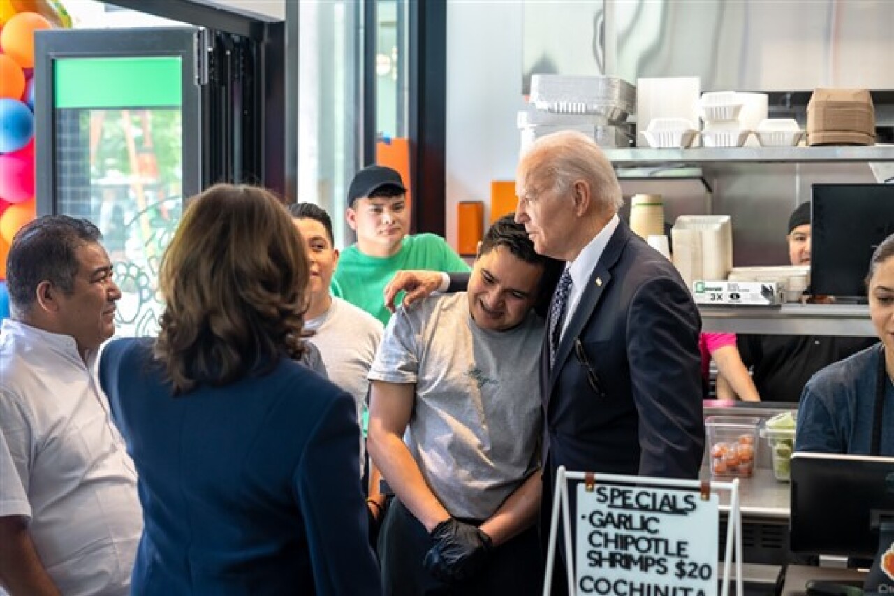 Biden: Yönetimimde yaratılan 16 milyon istihdama, engelliler için 2,2 milyon iş ekledik