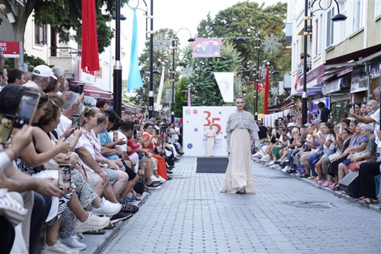 35. Uluslararası Şile Bezi Kültür ve Sanat Festivali'ne tasarımlar sergilendi