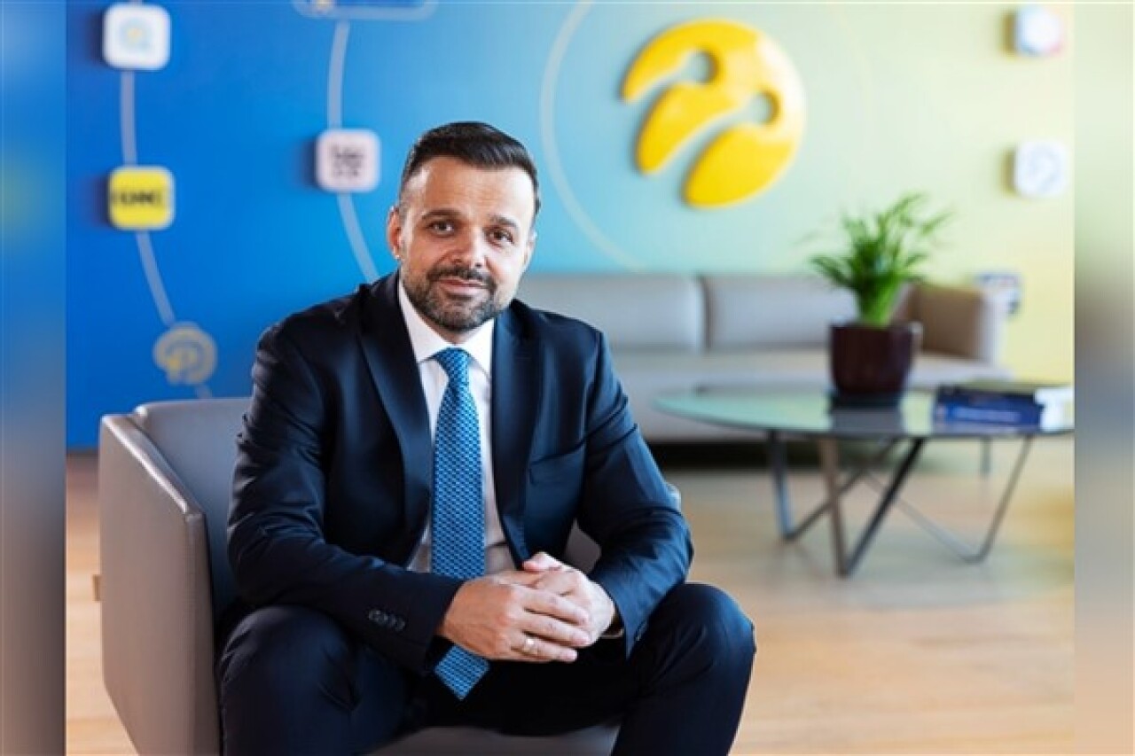 Turkcell'e son 1 yılda 1,8 milyon faturalı yeni abone