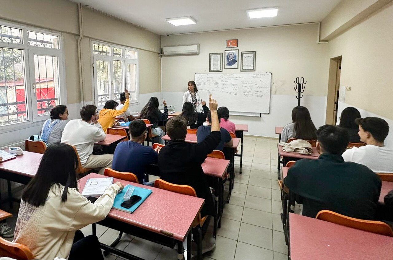 BELGEM ile YKS'ye hazırlanan 102 öğrenci üniversitelere yerleşti