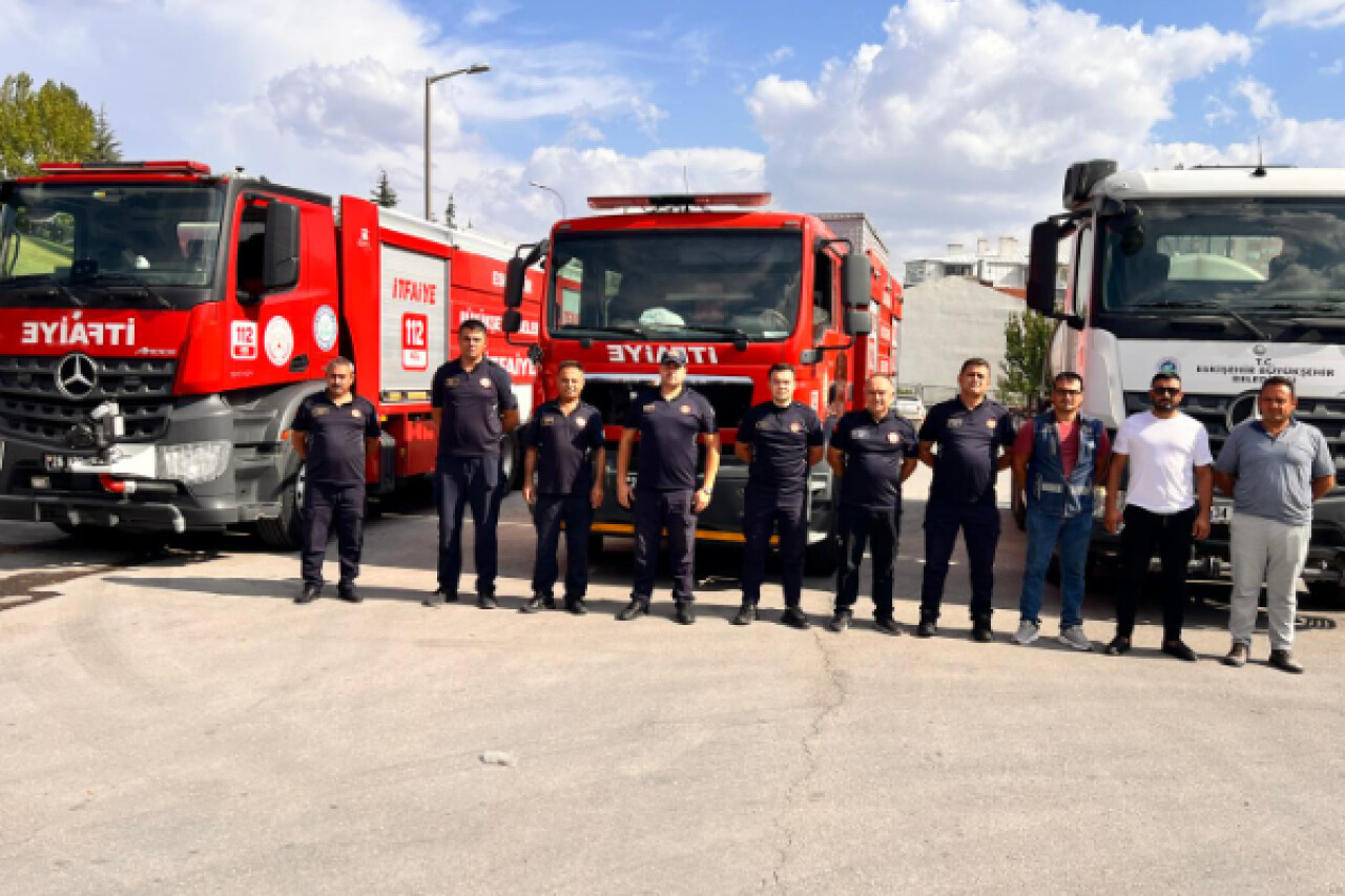 Eskişehir itfaiye ekiplerinden Aydın'daki yangına destek