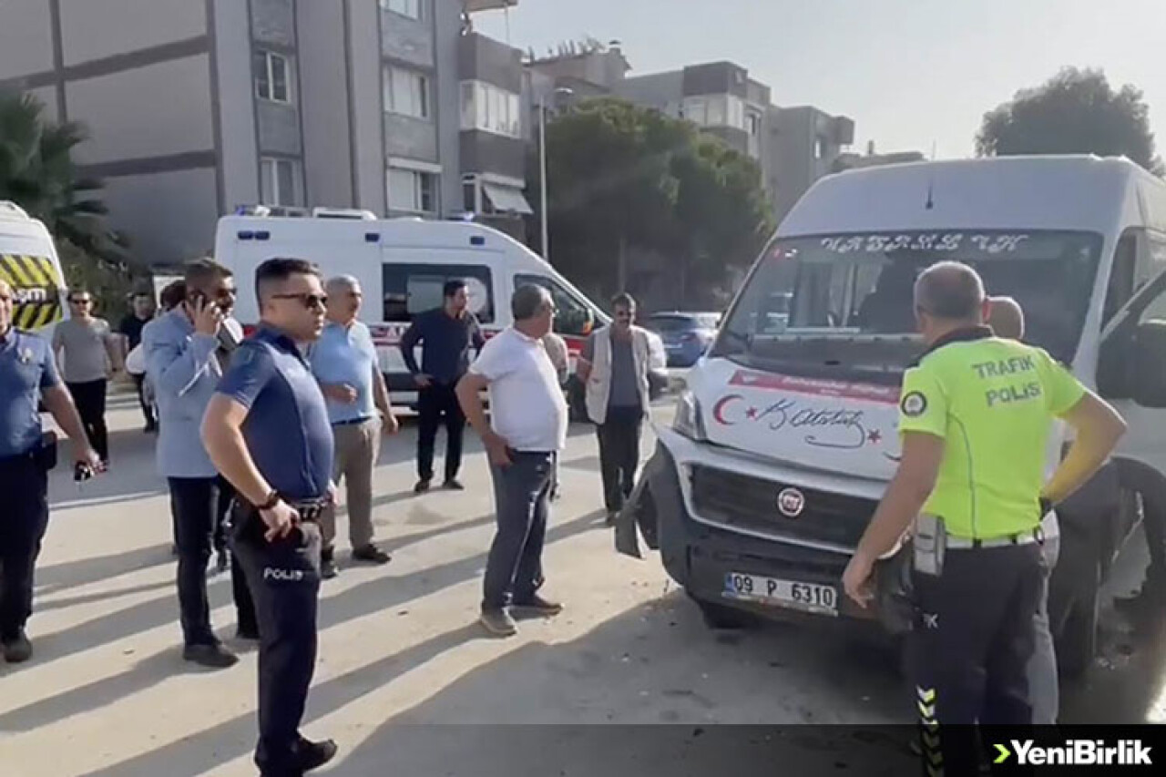 Aydın'da öğrenci servis araçlarının çarpışması sonucu 14 kişi yaralandı