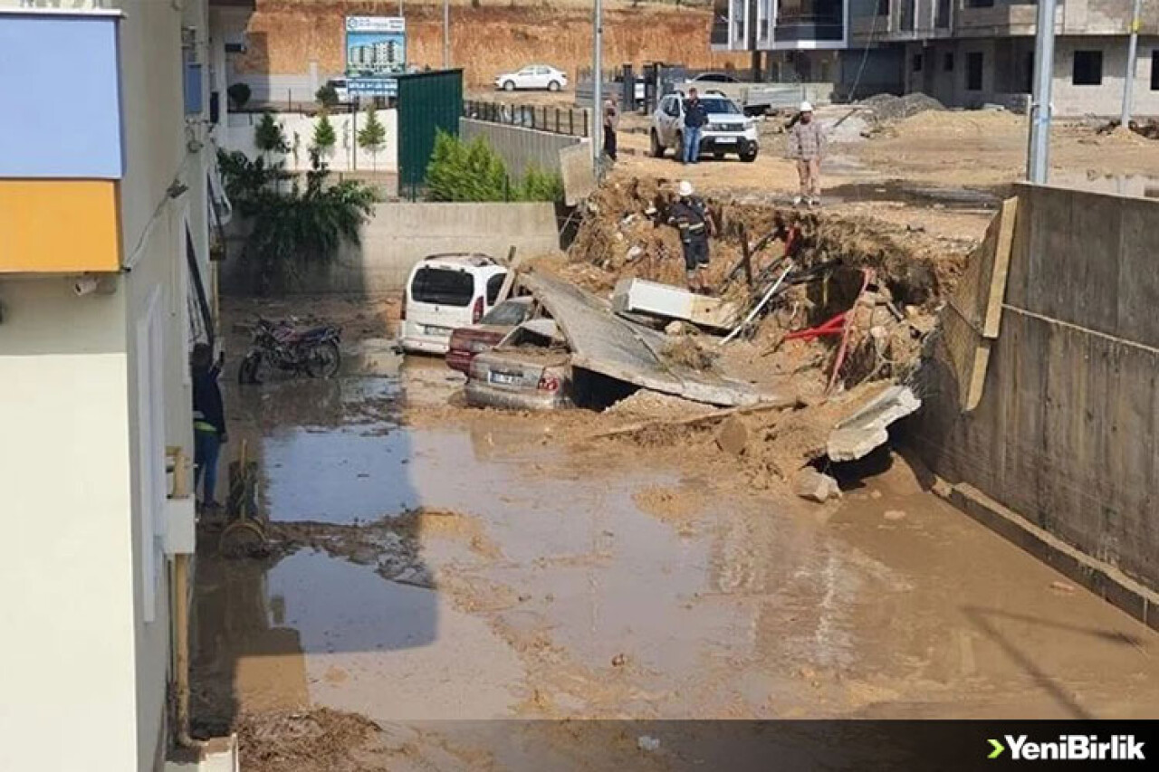 Mersin'de sağanak etkili oldu