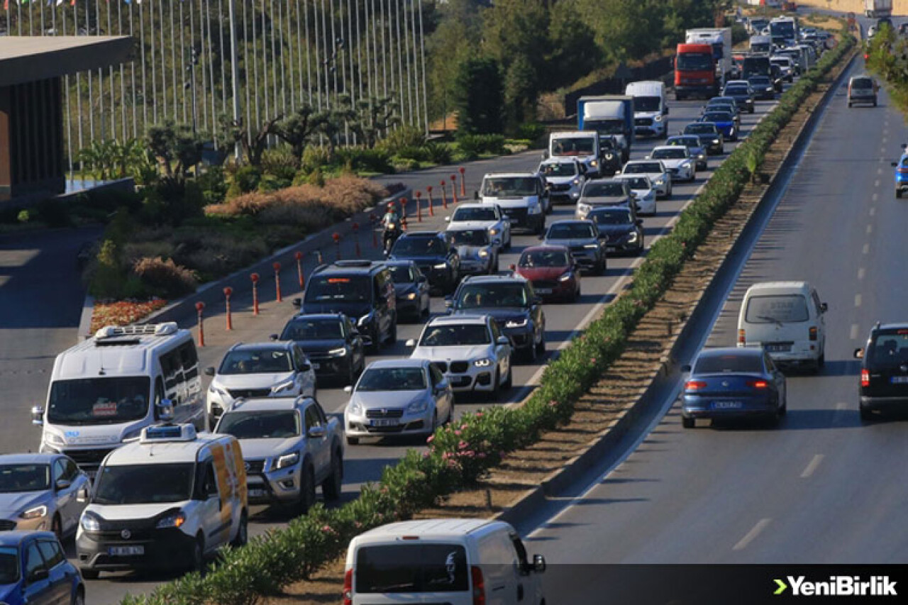 Muğla'ya üç günde 113 bine yakın araç girişi oldu