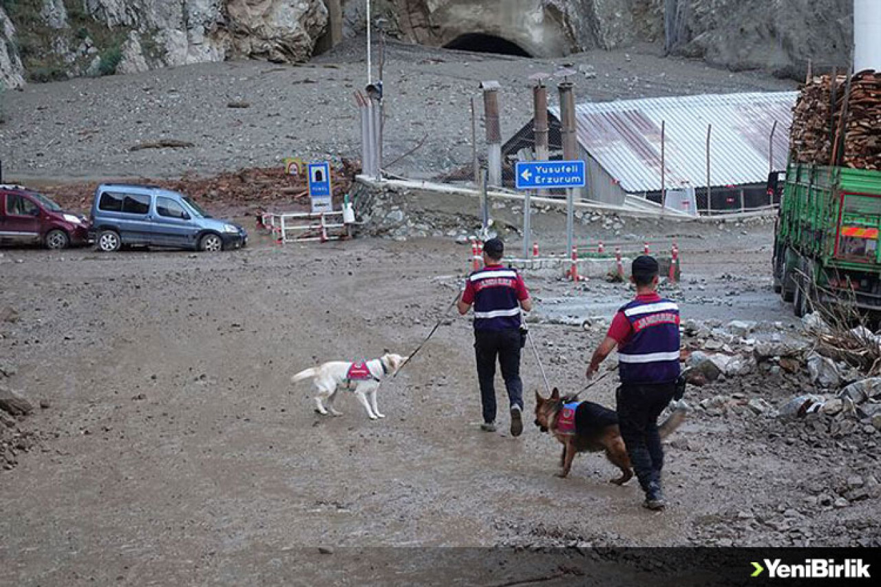 Artvin'in Yusufeli ilçesindeki selde 1 kişi hayatını kaybetti, 3 kişi kayıp