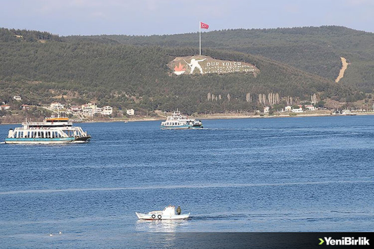 Çanakkale Boğazı'nda trafik, arızalanan tanker nedeniyle geçici olarak askıya alındı