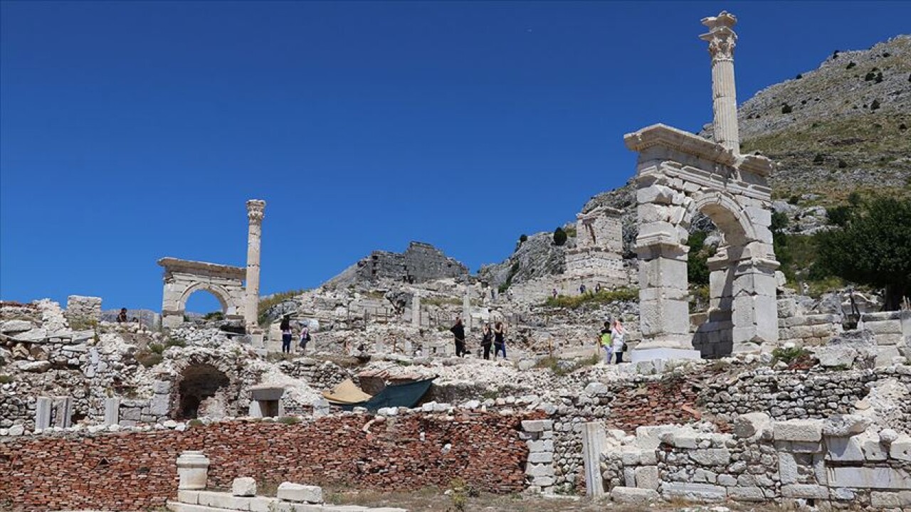 Sagalassos Antik Kenti'ne turist ilgisi