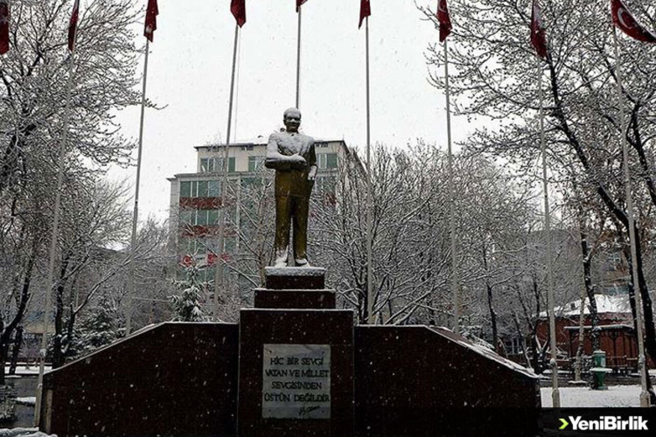 Ardahan'da 23 Nisan'da kar sürprizi