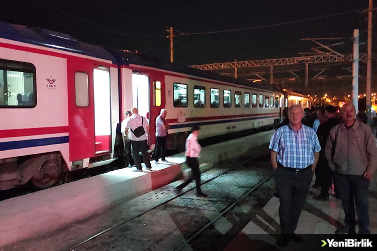 Doğu Ekspresi'nin vagonu Yozgat'ta raydan çıktı