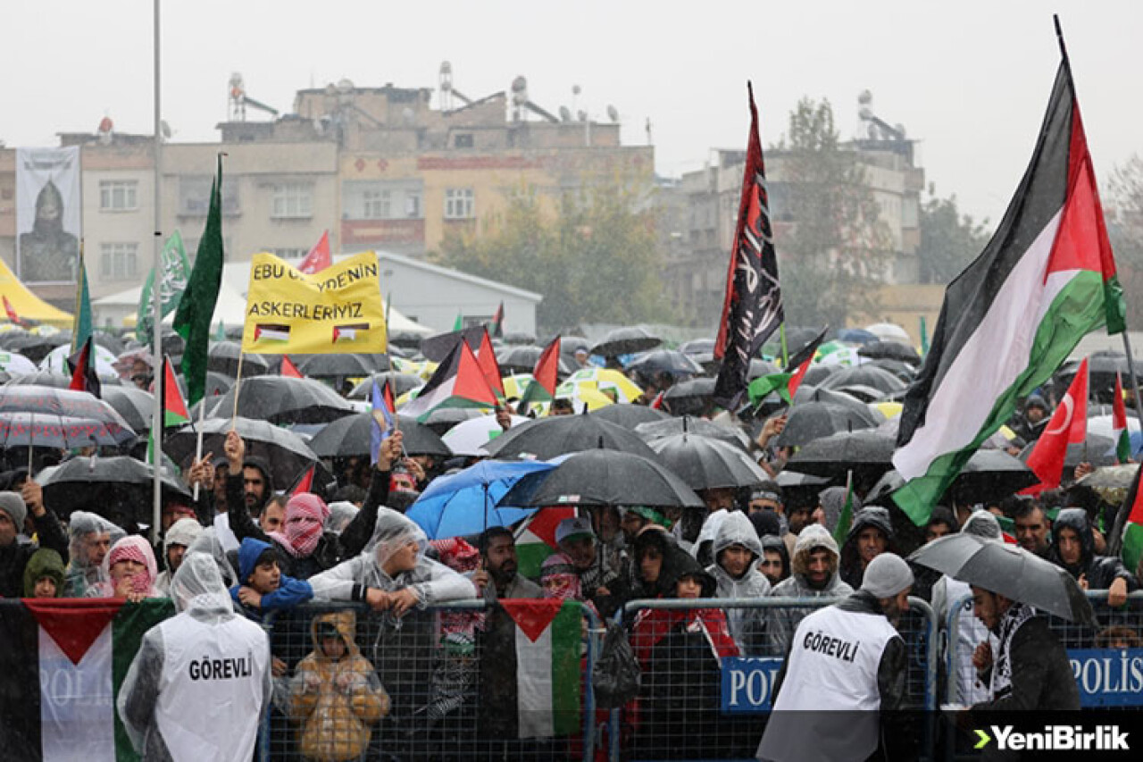 İsrail'in Gazze'ye yönelik saldırıları Gaziantep'te protesto edildi