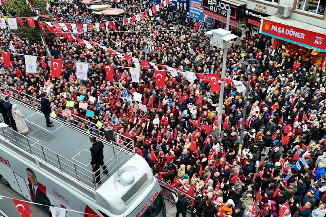 ARNAVUTKÖY'DE, İMAMOĞLU VE ARAS COŞKUSU