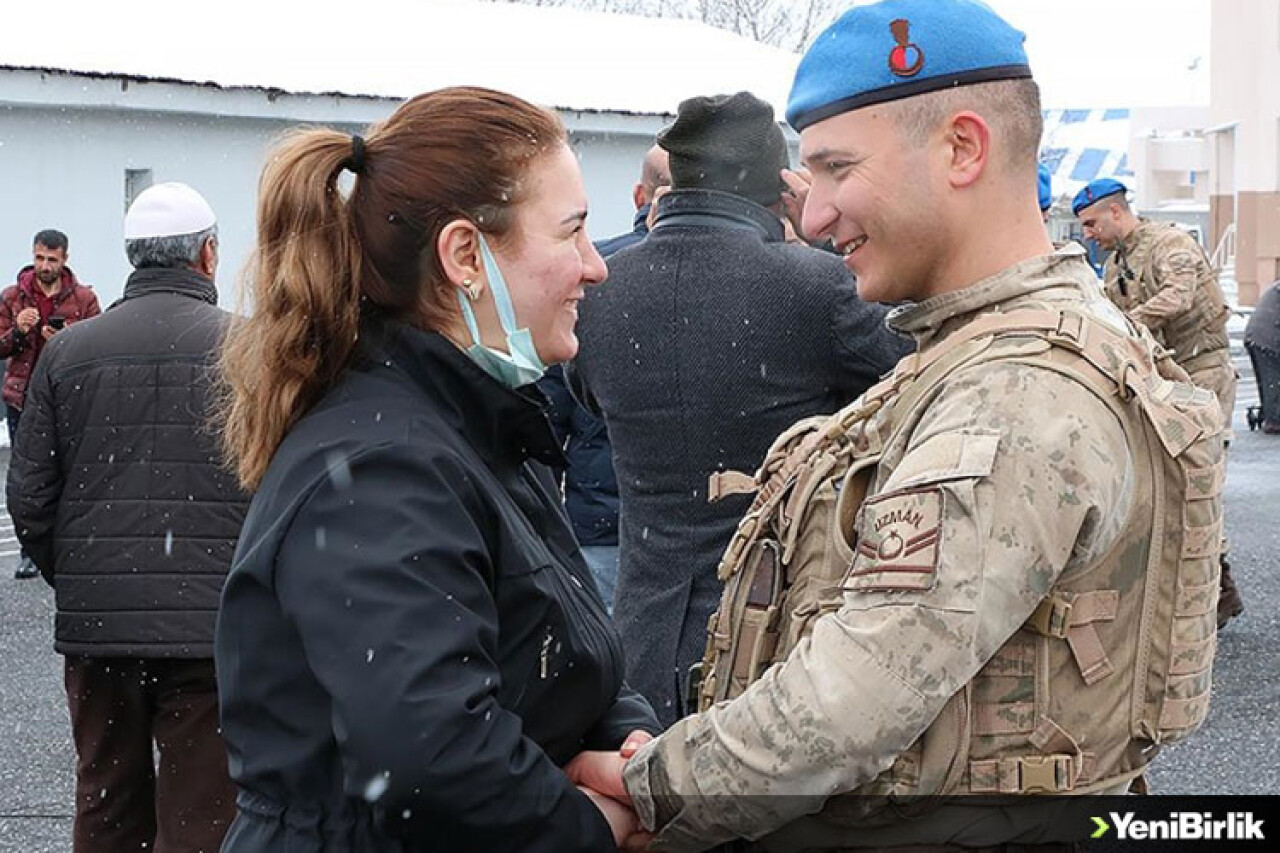 Suriye'de görev yapan jandarma komandolar Bingöl'e döndü