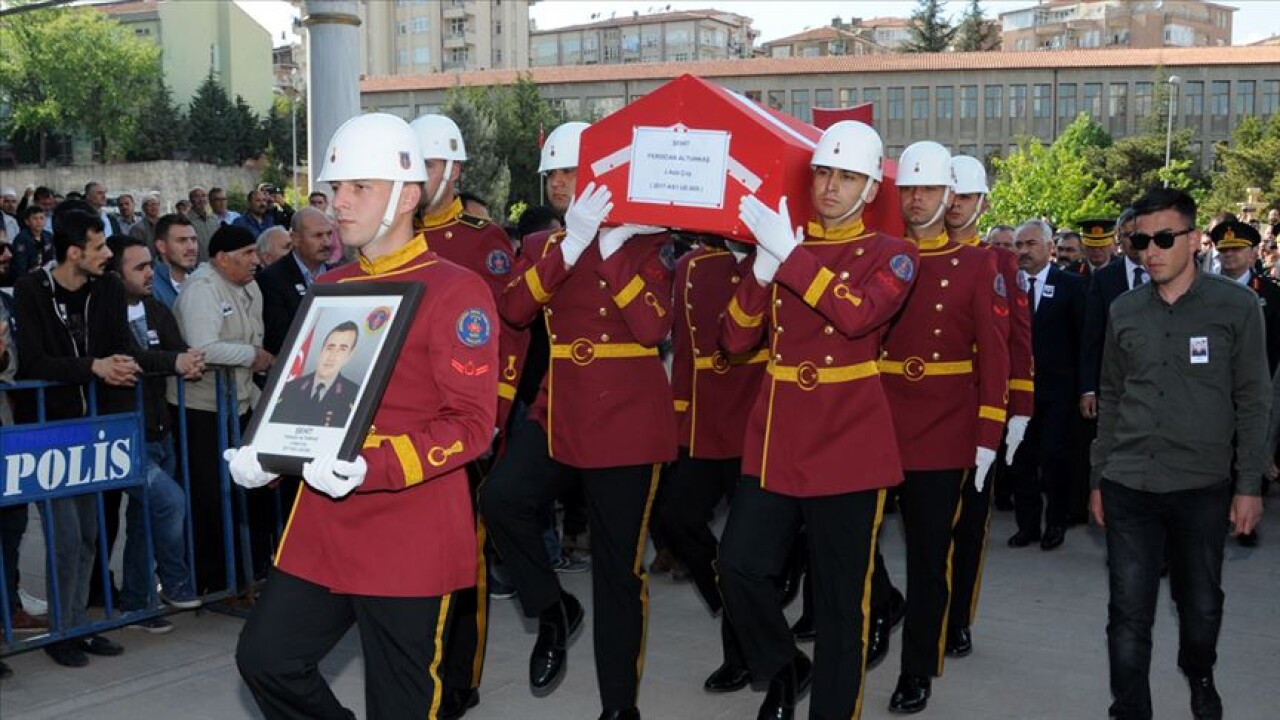 Şehit Ferdican Altunkaş son yolculuğuna uğurlandı