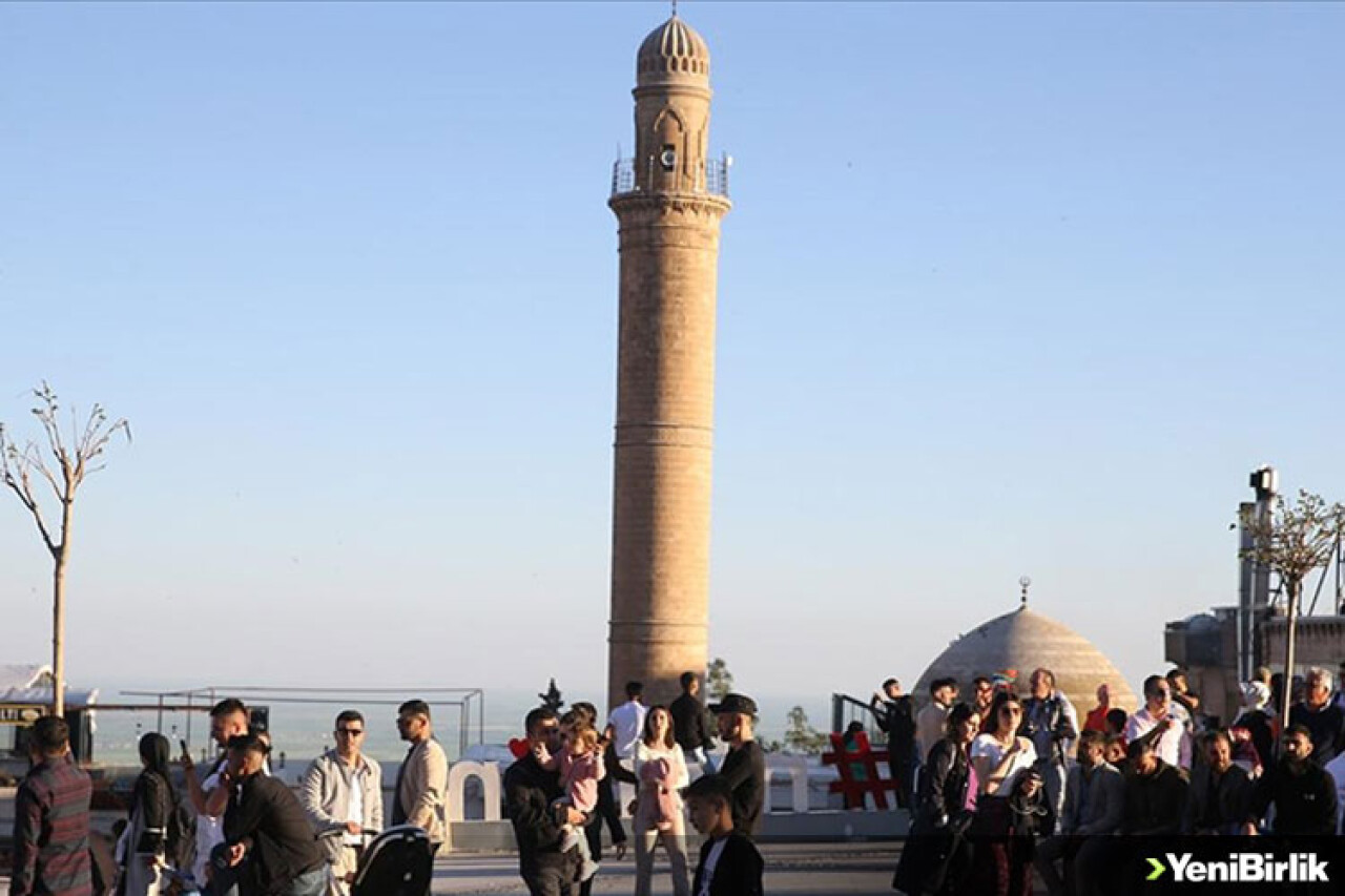 Zengin tarihi dokusuyla Mardin'de bayram tatili yoğunluğu