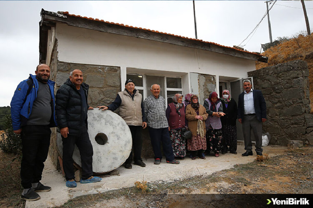 Karadeniz'i Ege'ye taşıyan köyün sakinleri "imece" geleneğini yaşatıyor