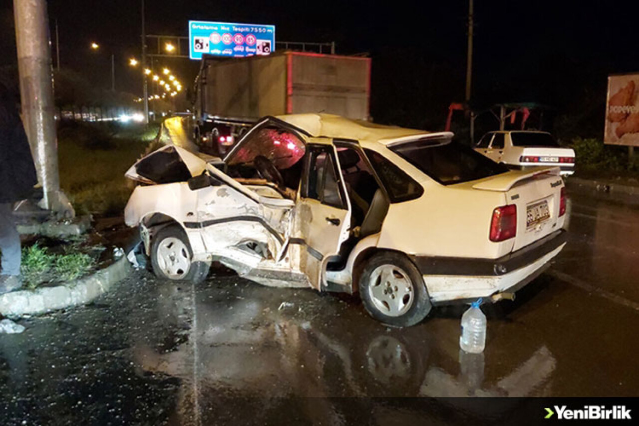 Samsun'da iki otomobilin çarpıştığı kazada 11 kişi yaralandı