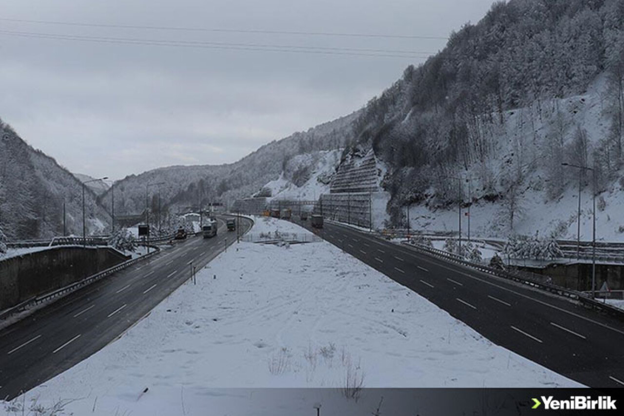 Bolu Dağı'nda kar etkisini sürdürüyor