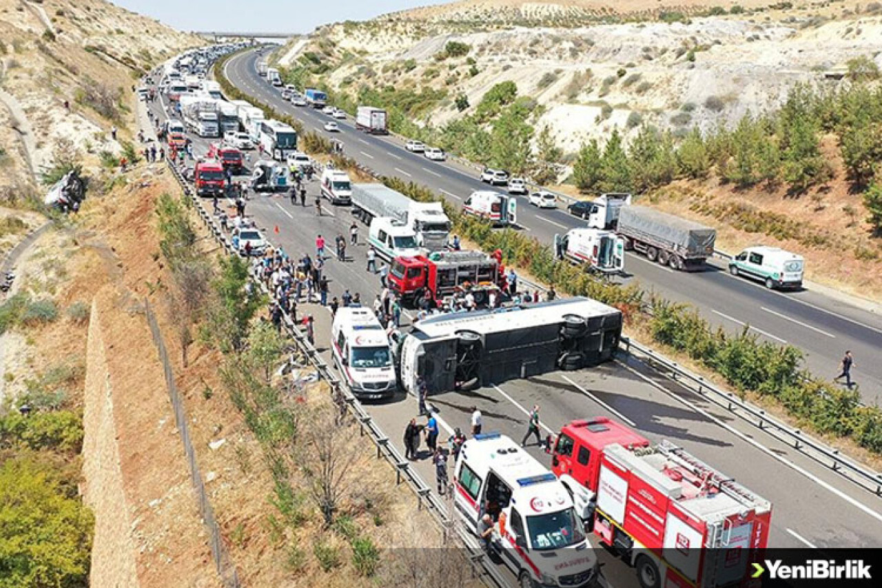 Gaziantep'teki trafik kazasına karışan otobüs hız sınırını aşmış