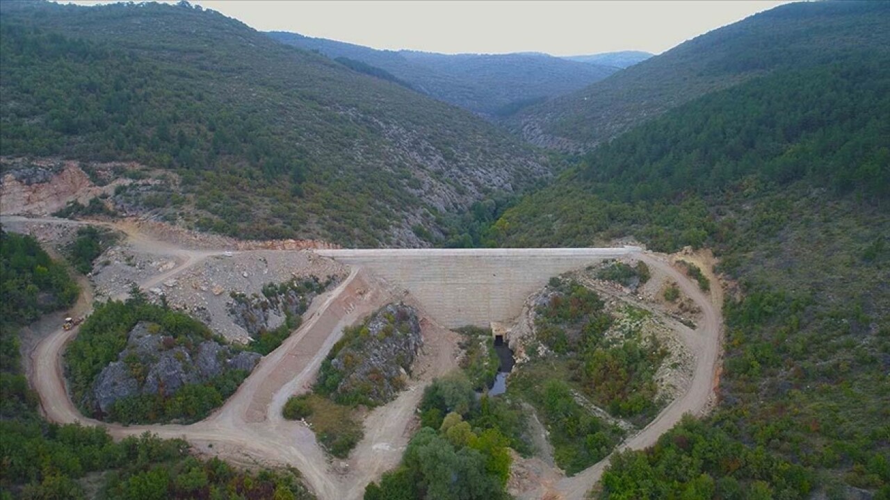 Karabük'teki Aldeğirmen Barajı'nın ekonomiye yılda 18,3 milyon lira katkı sağlaması hedefleniyor