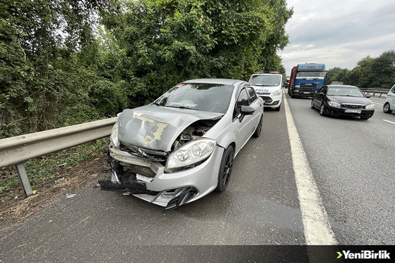 Kocaeli'de zincirleme trafik kazasında 3 kişi yaralandı