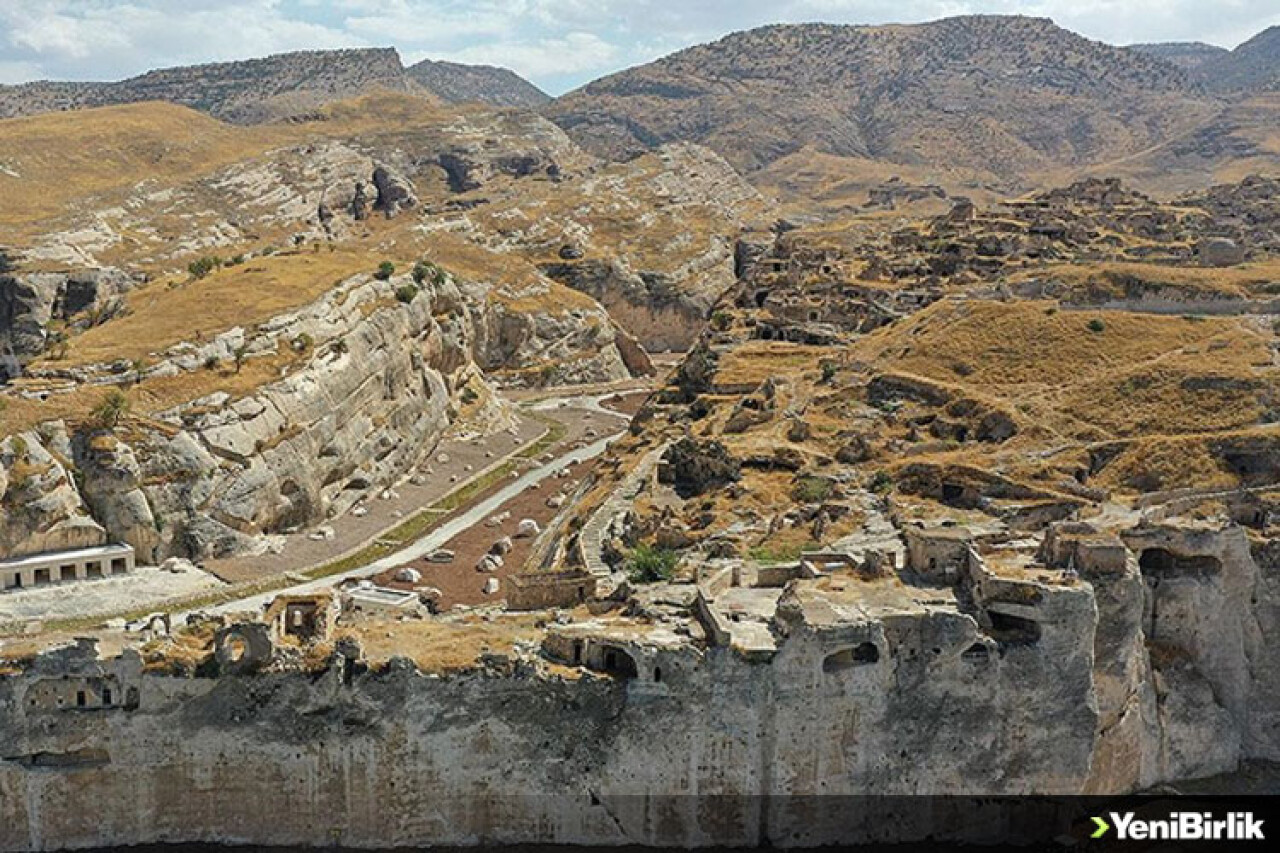 Hasankeyf'teki kazılar Asurlulardan Cumhuriyet dönemine kadar izleri ortaya çıkardı