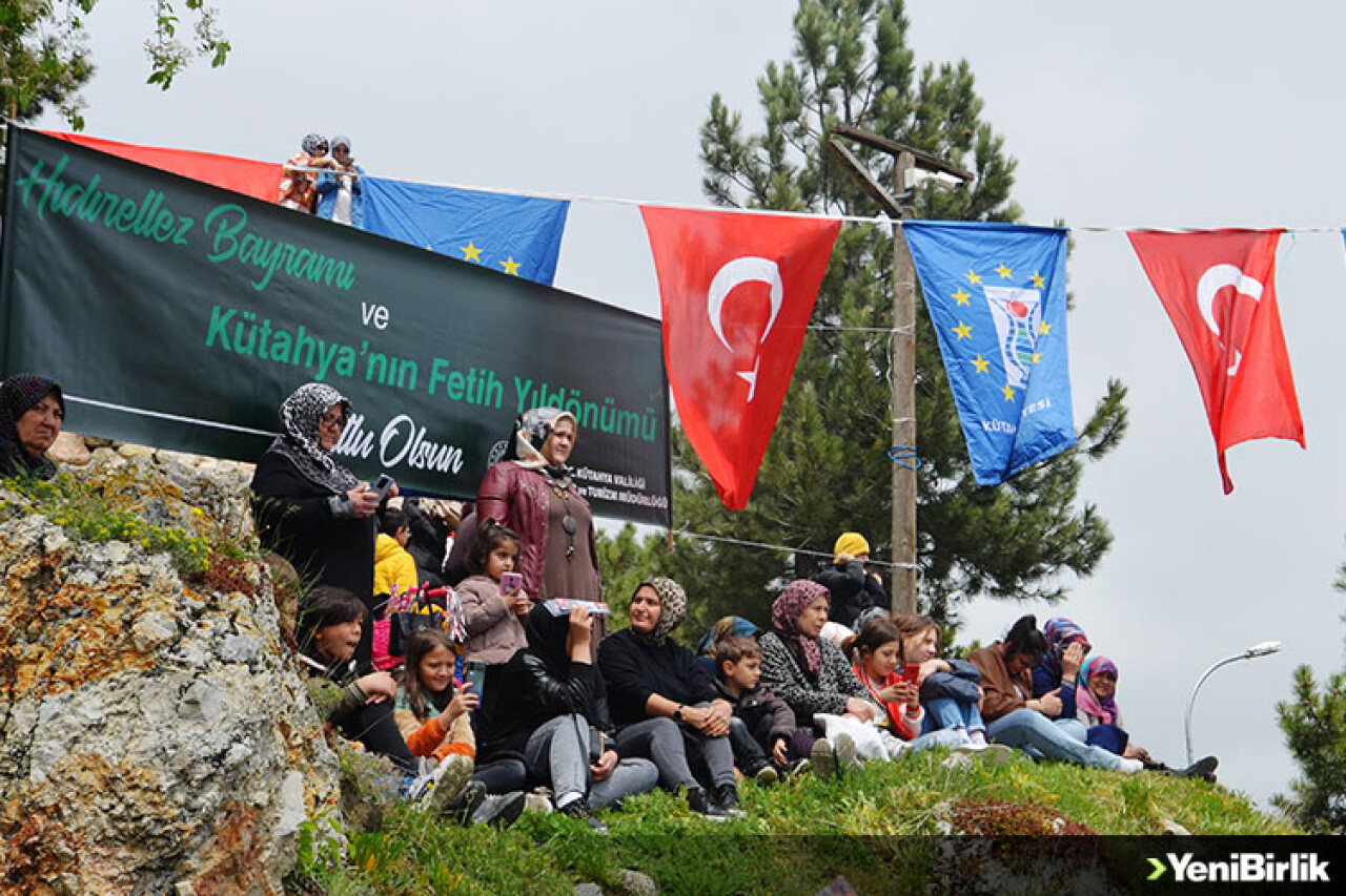 Kütahya Kalesi'nde şehrin fethinin 949. yıl dönümü ve Hıdırellez kutlandı