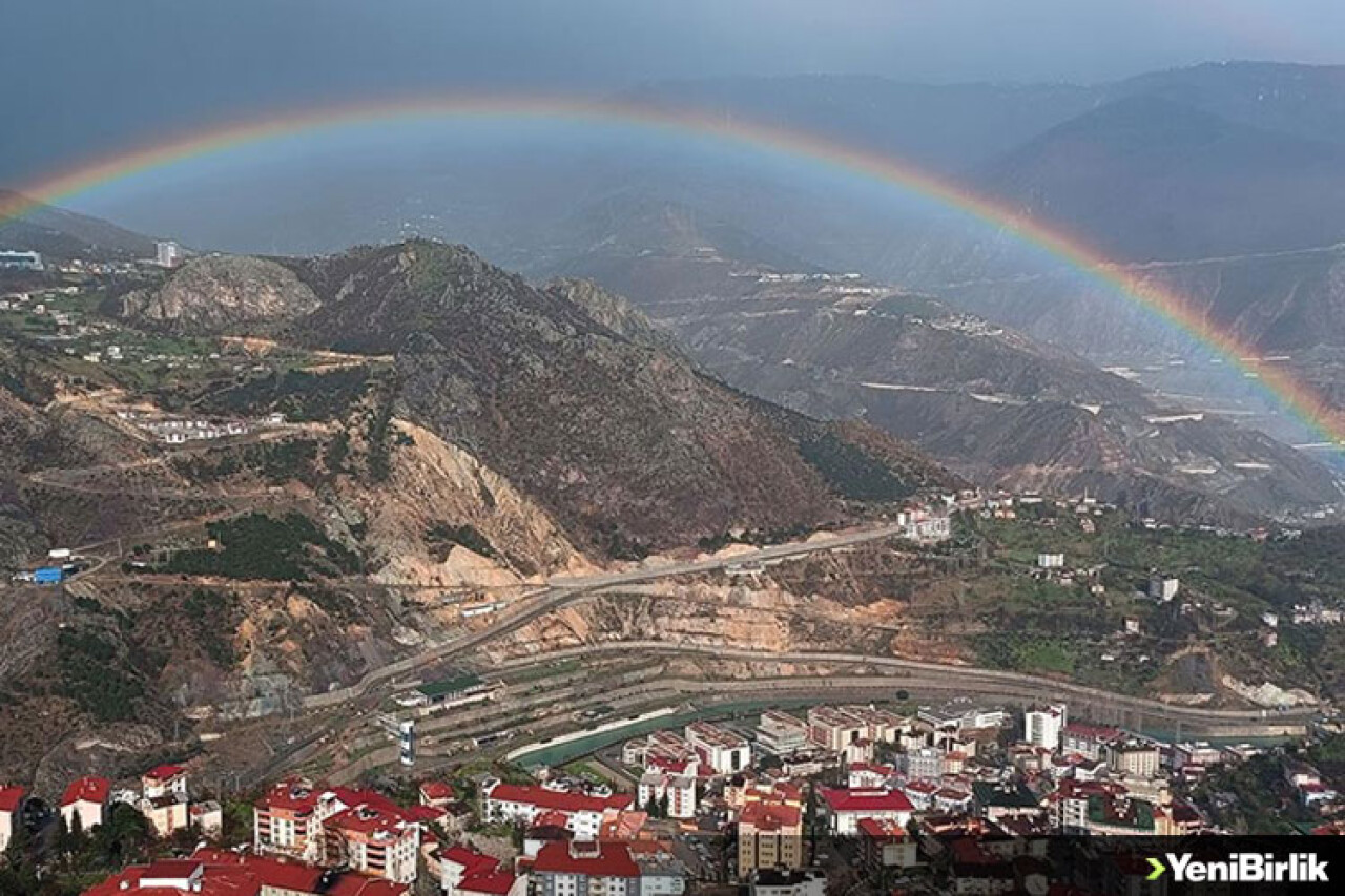 Artvin'in kuzey ilçeleri için kuvvetli yağış uyarısı