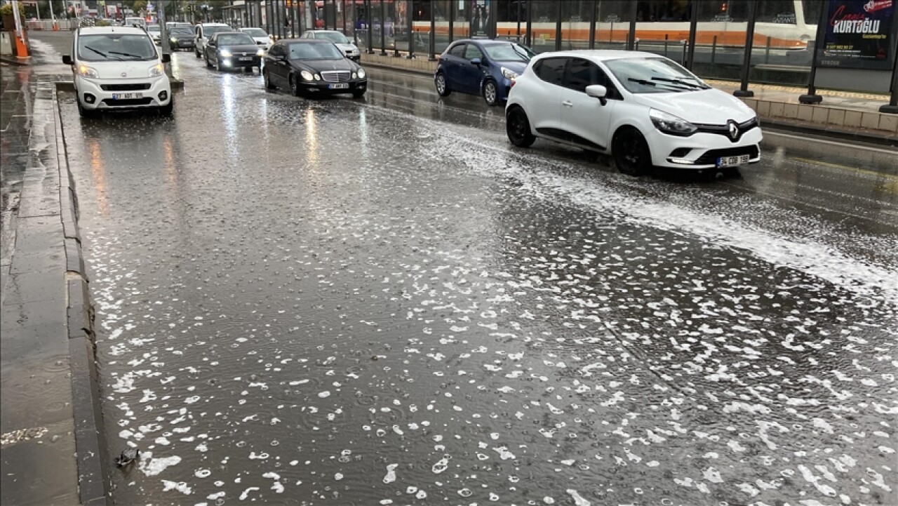 Gaziantep'te sağanak etkili oldu