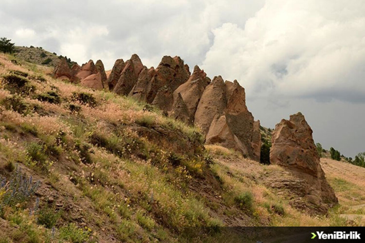 Kars'ta Komdere Vadisi'ndeki "peri bacaları" turizme kazandırılacak