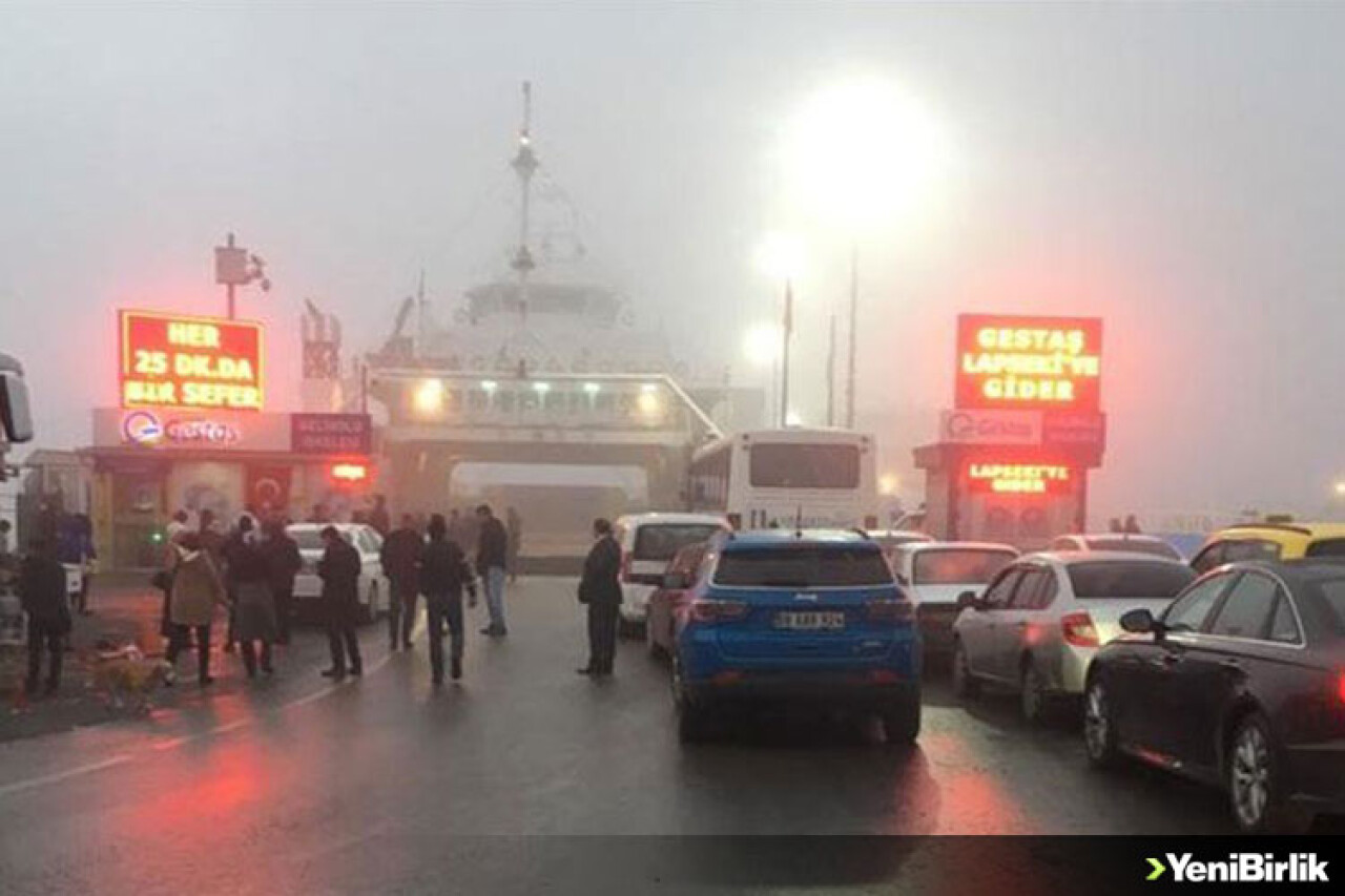 Çanakkale Boğazı yoğun sis nedeniyle transit gemi geçişlerine kapatıldı