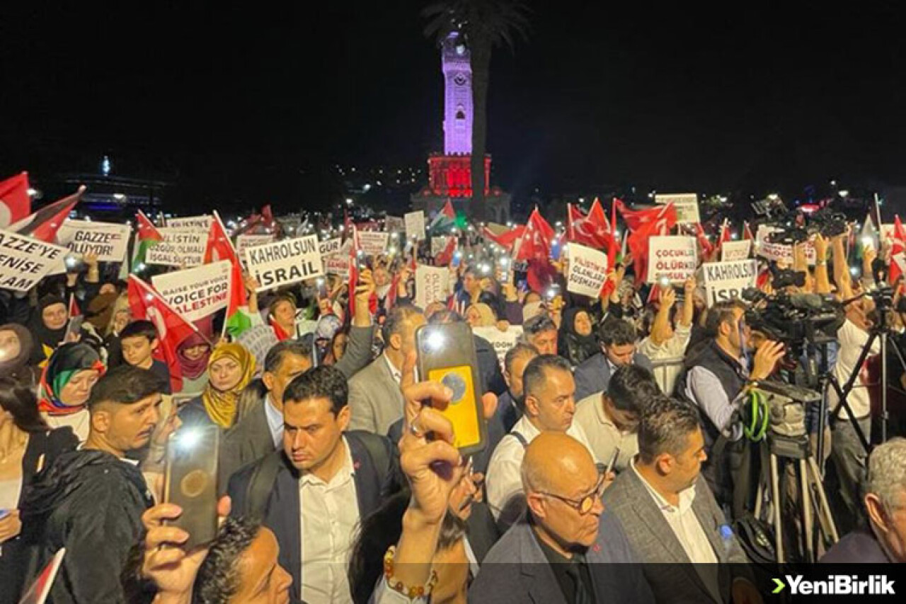 İzmir'de Filistin'e destek mitingi düzenlendi