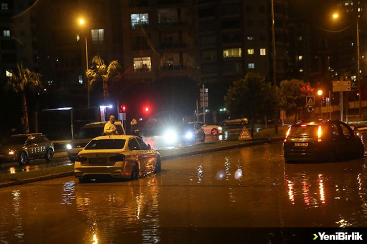 Mersin'de sağanak ve fırtınadan etkilenen alanlarda hasar tespit çalışması başlatıldı