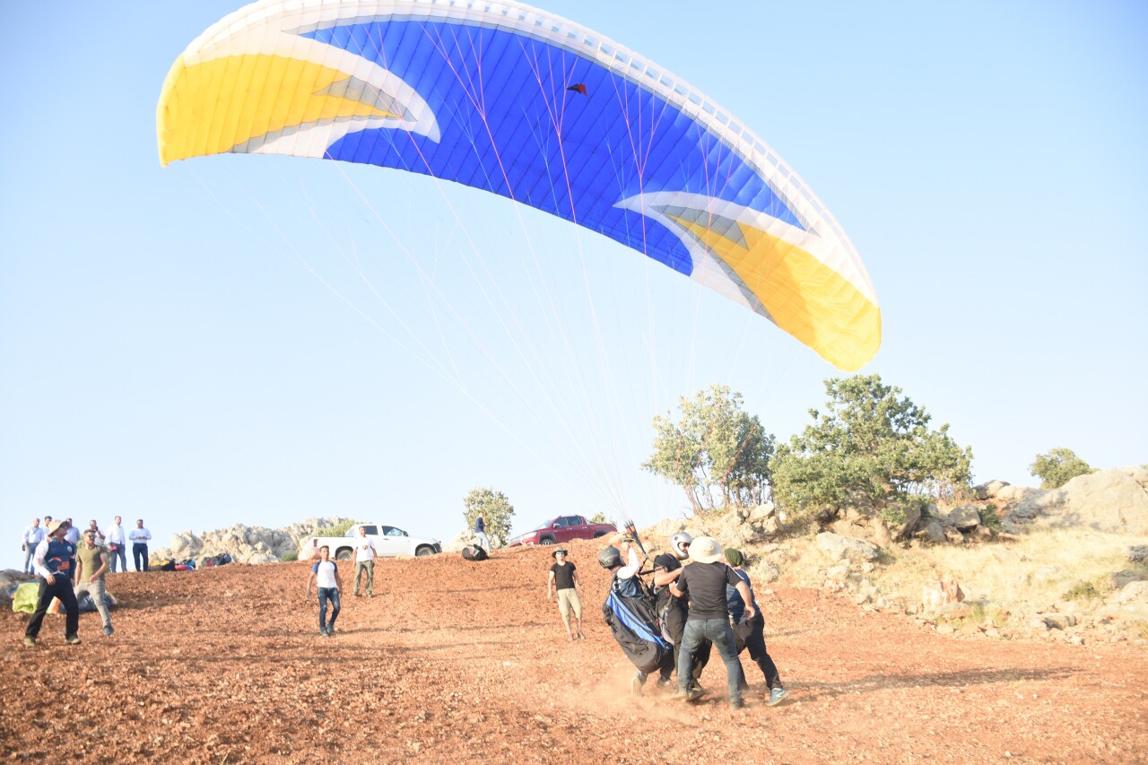 Şırnak'ta Yamaç Paraşütü