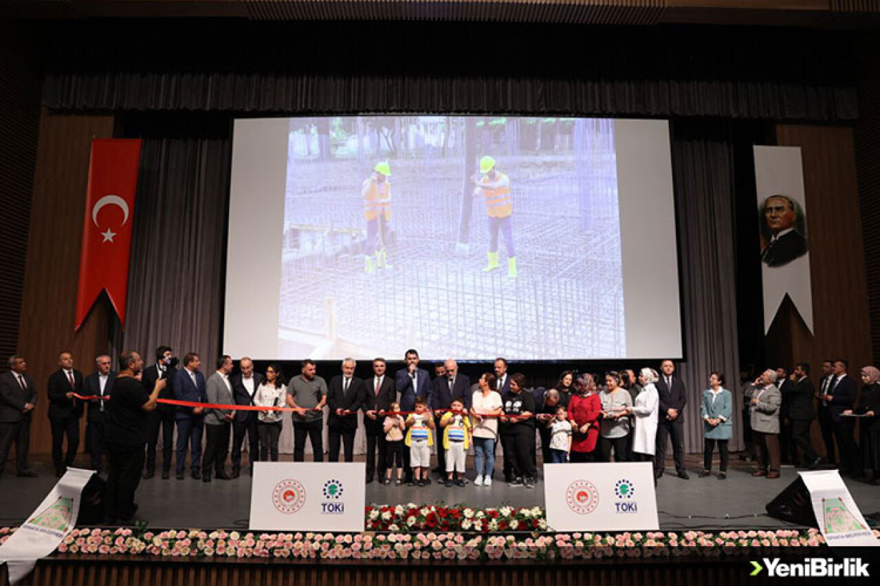 BAKAN MURAT KURUM, ISPARTA'DA TOPLU AÇILIŞ VE KARAAĞAÇ MİLLET BAHÇESİ İLK FİDAN DİKİM TÖRENİ'NE KATILDI