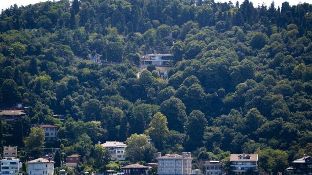 Vaniköy'deki kaçak inşaat yıkılıyor