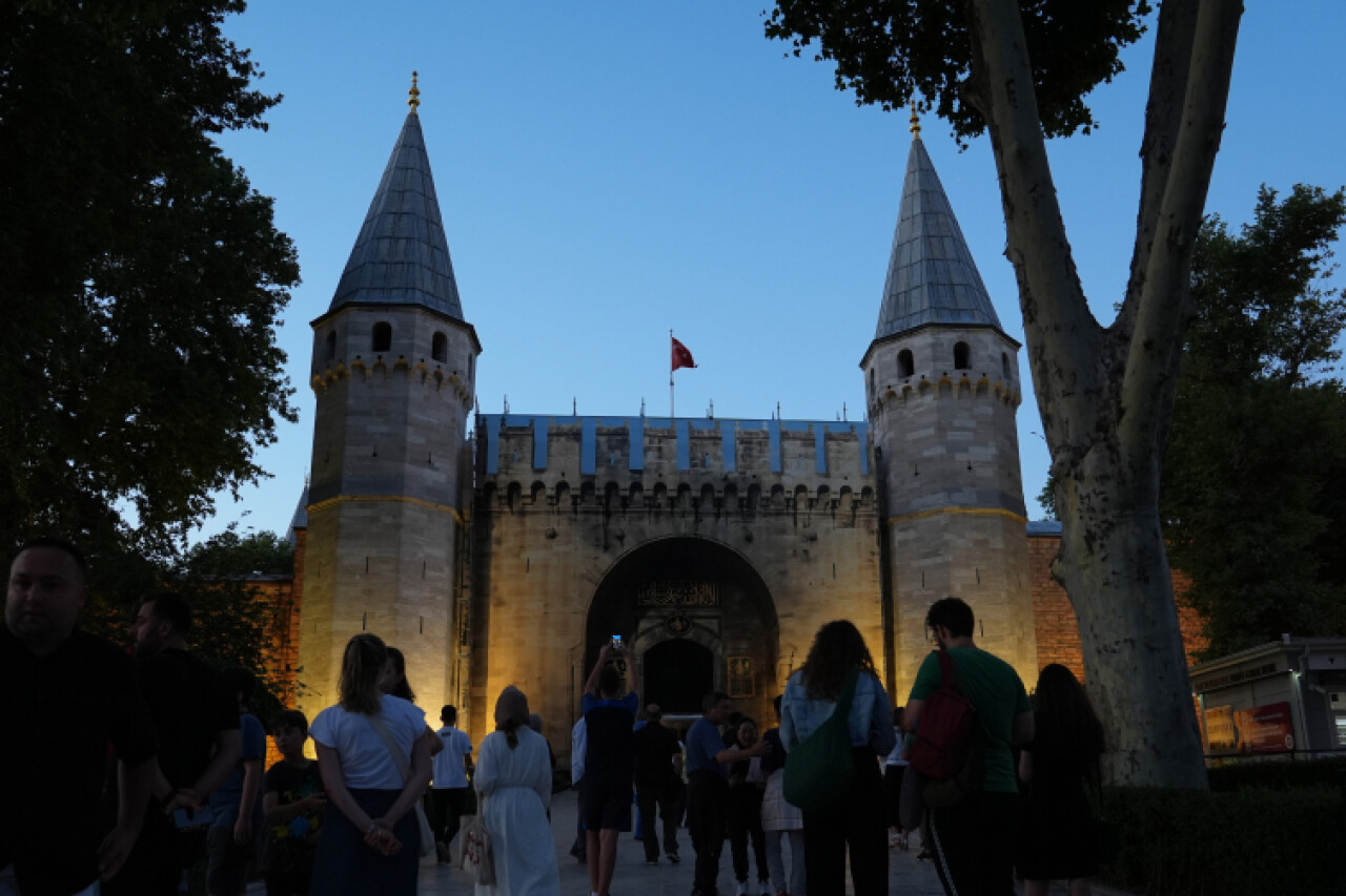 Topkapı Sarayı'nda ilk kez gece turları başladı